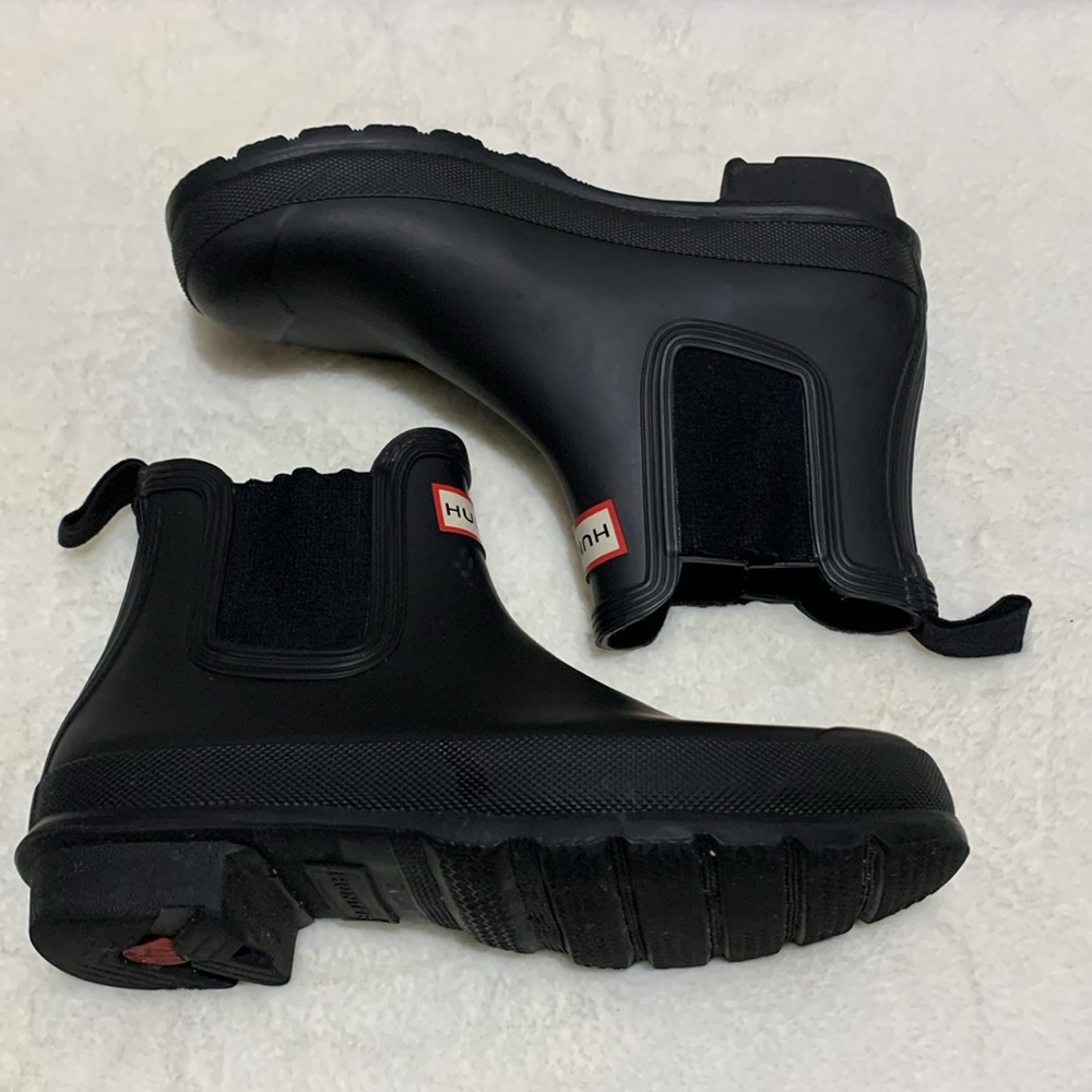 Hunter original Chelsea ankle rain boots matte black size 7